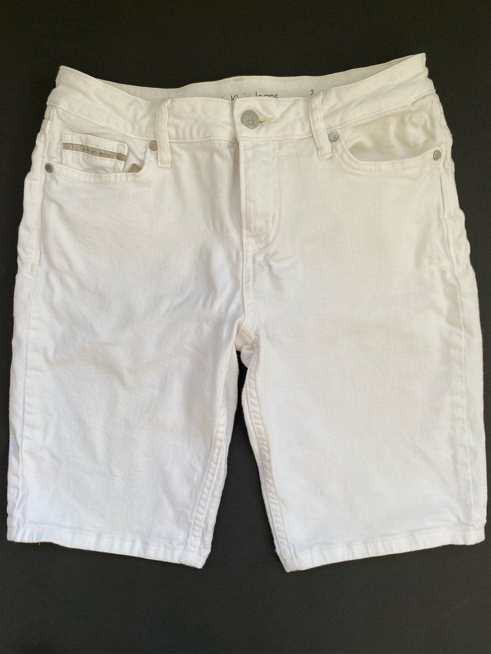 Calvin Klein White Denim City Short Size 2